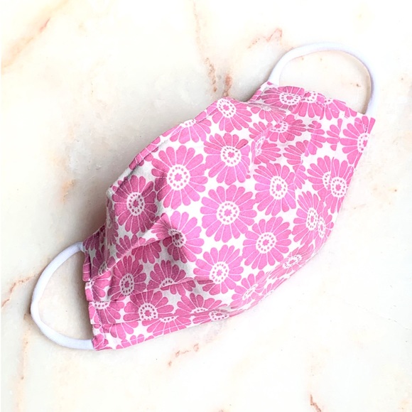 ( 1 LEFT ) ADULT CLOTH FACE MASK_PINK FLOWERS - Picture 8 of 9